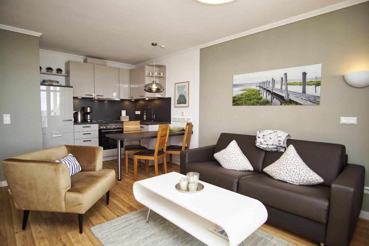 Mit Meerblick Und Balkon, Gratis Nutzung Vom Ahoi Erlebnisbad Und Sauna In Sellin - Meeresblick Fewo 25 Goehren (Ruegen) Exterior foto