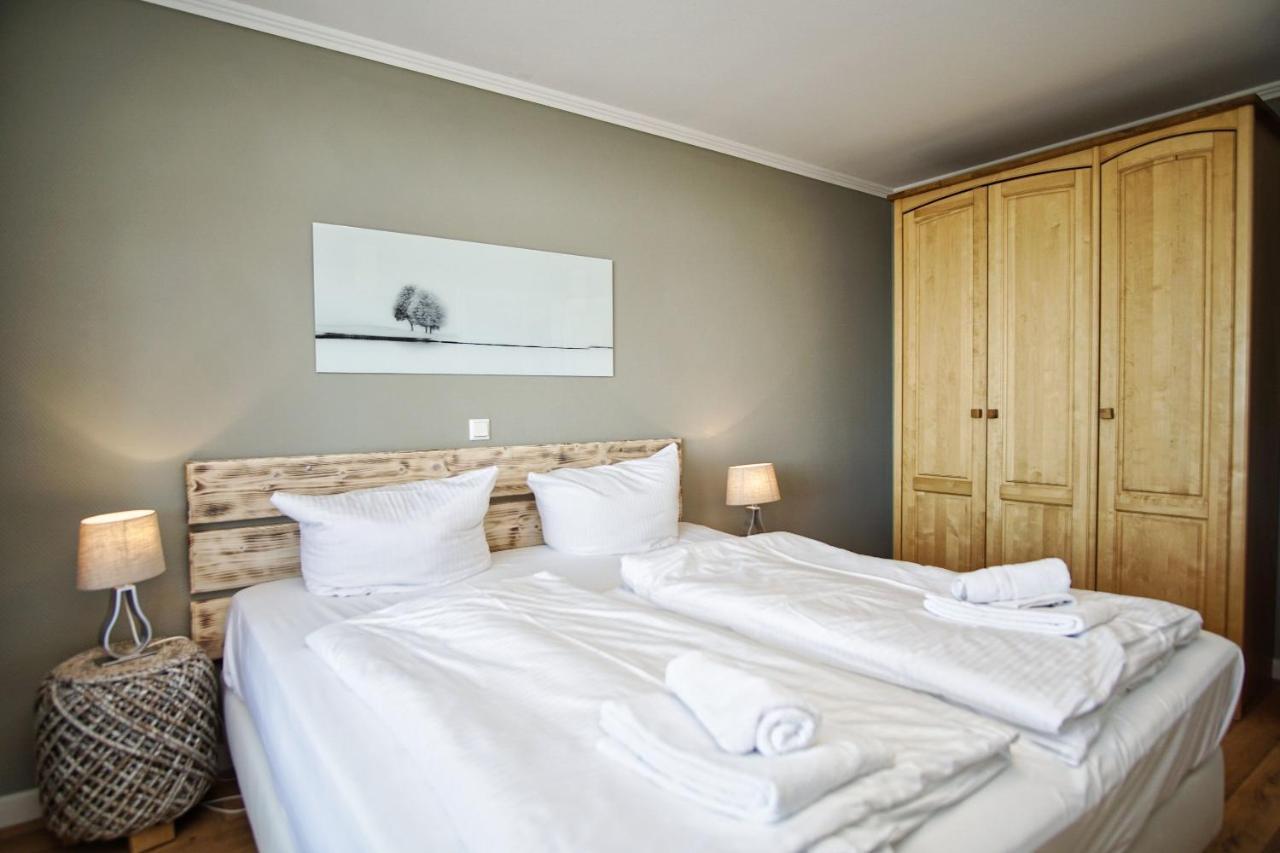 Mit Meerblick Und Balkon, Gratis Nutzung Vom Ahoi Erlebnisbad Und Sauna In Sellin - Meeresblick Fewo 25 Goehren (Ruegen) Exterior foto
